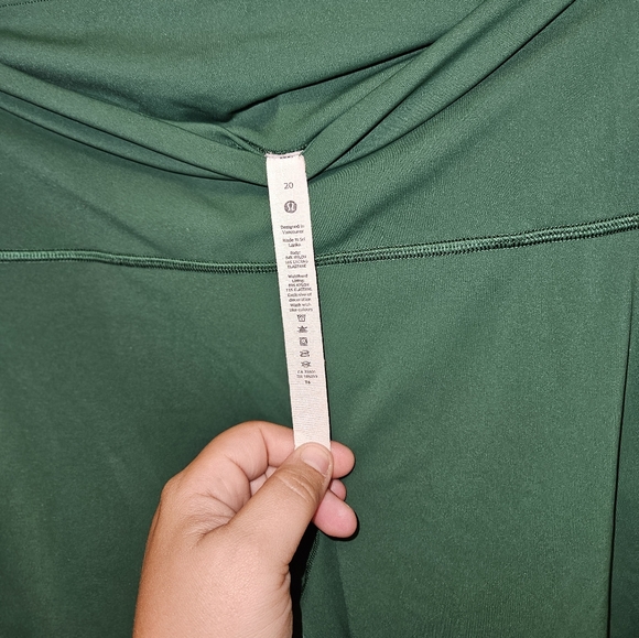 Lululemon 25" Leggings - Picture 2 of 6